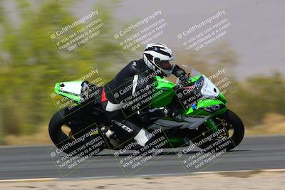 media/Mar-28-2022-Superbike Trackdays (Mon) [[b8603d0f67]]/Open Track Time/Turn 3 Inside/